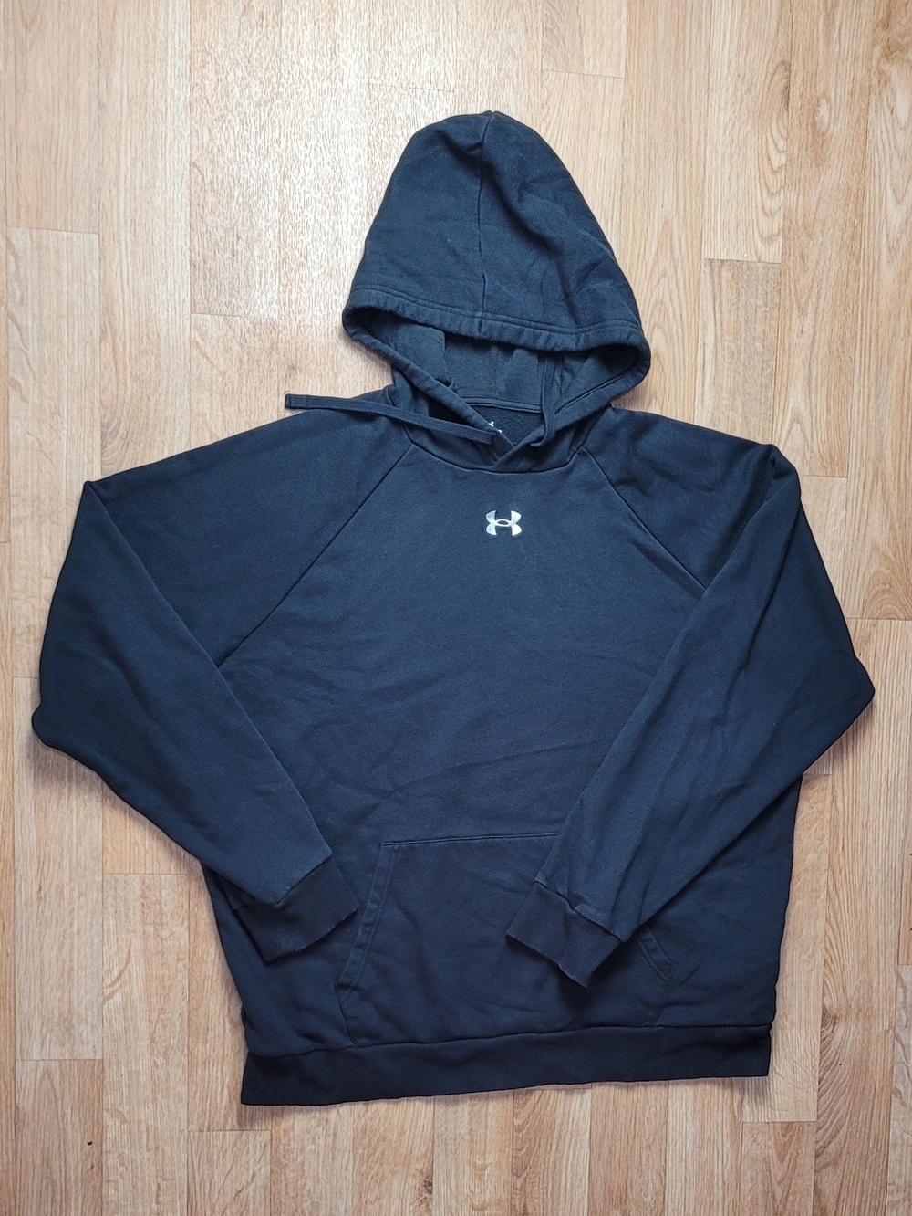 Under Armour Black Hoodie with Center Logo Size XL